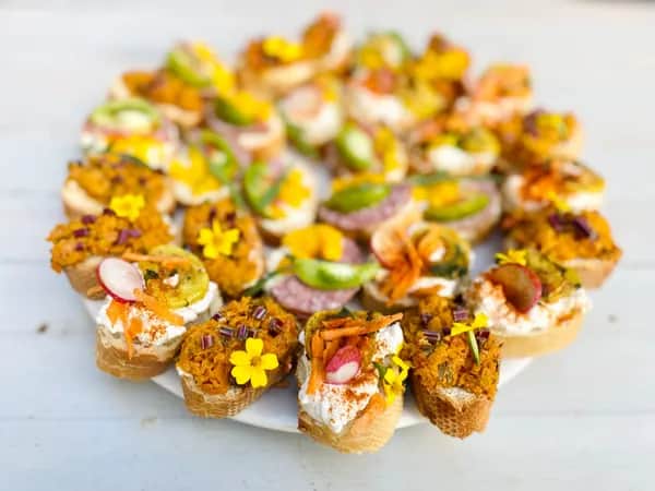 Business Catering in Wien mit Fingerfood – Premium Brötchenservice für Meetings