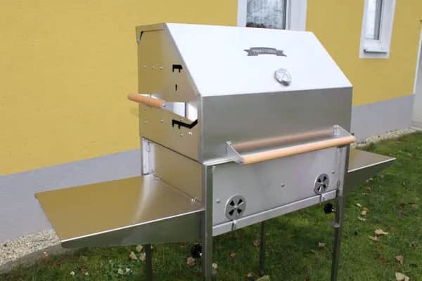 Edelstahl Griller mit integrierter Feuerschale